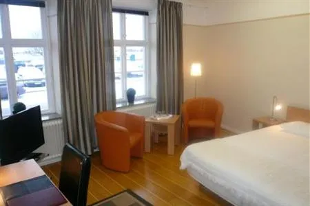 Hamnhotellet Kronan