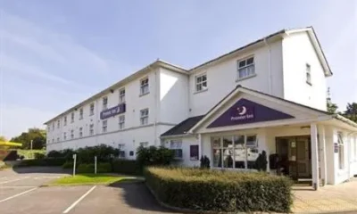 Premier Inn Cheltenham Central