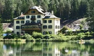 Hotel Baur Am See