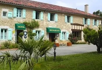 Hotel La Ferme De Flaran Valence-sur-Baise