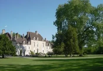 Chateau de Vault-de-Lugny