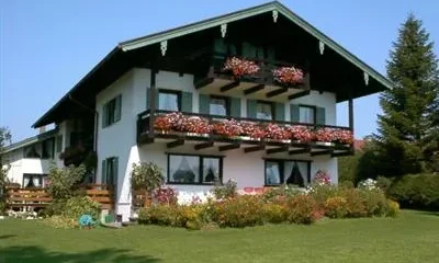 Haus Schöneck Inn Inzell