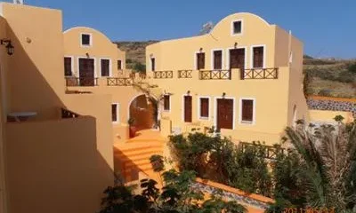 Soulis Apartments Oia (Greece)