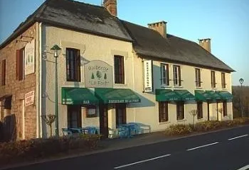 Logis Auberge La Foret Saint-Michel-des-Andaines