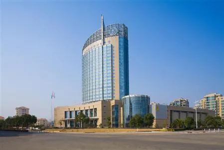 Huaqiao New Century Grand Hotel