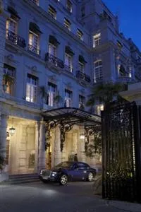 Shangri-La Hotel Paris