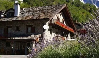 La Grange Bed and Breakfast Courmayeur