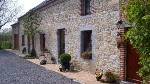 Aux Gaietes de la Sabotiere Bed & Breakfast Momignies