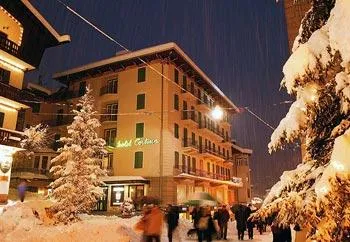 Hotel Cortina