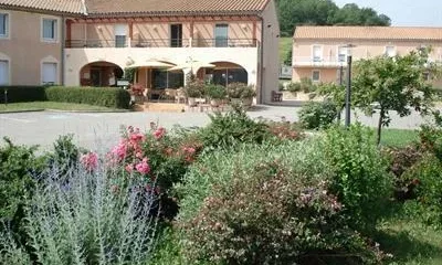 Hotel Les Chataigniers Privas