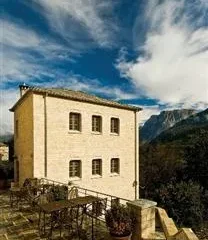 Gamila Rocks Adventure Resort Central Zagori