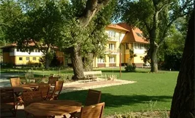 Topart Hotel Balatonvilagos