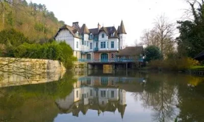 Le Moulin De Connelles Hotel