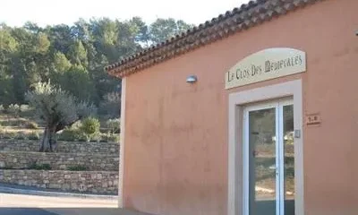 Le Clos Des Medievales Hostel Le Thoronet