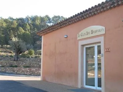 Le Clos Des Medievales Hostel Le Thoronet