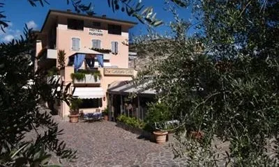 Hotel Aurora Nago-Torbole