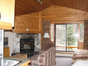 Bear Hill Lodge