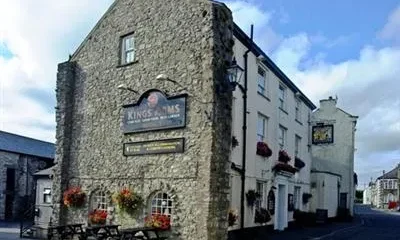 Kings Arms Hotel