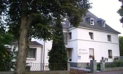 Hotel Pension Wiesenau