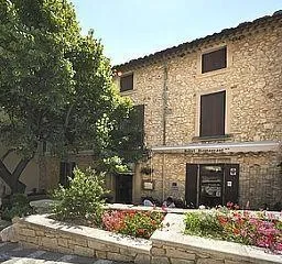 Les Geraniums Le Barroux