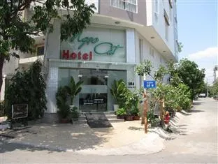 Ngoc Cat Hotel