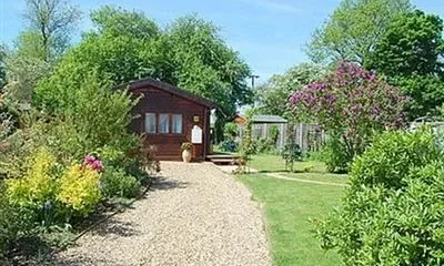 Garden Lodge B & B