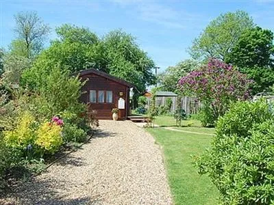 Garden Lodge B & B