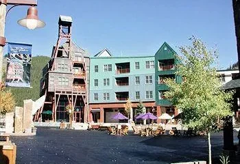 ResortQuest River Run