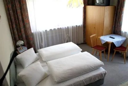 Privatzimmer Steinplatte