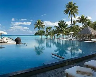 Four Seasons Resort Maldives at Landaa Giraavaru