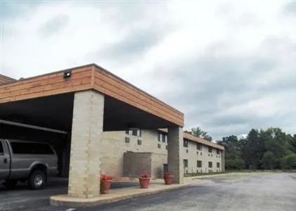 Econo Lodge River Falls