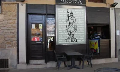 Hostal Arotza