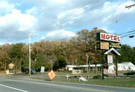 White Gables Motel