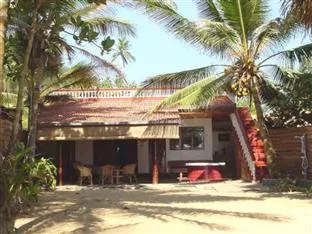 Beach House Hikkaduwa