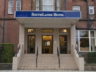 The New Southlands Hotel