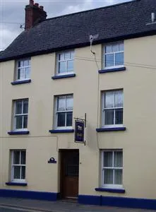 Flag and Castle House B&B