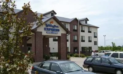 Holiday Inn Express Hotel & Suites Emporia (Kansas)