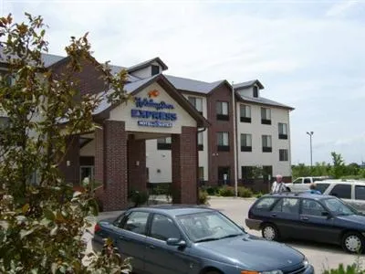 Holiday Inn Express Hotel & Suites Emporia (Kansas)