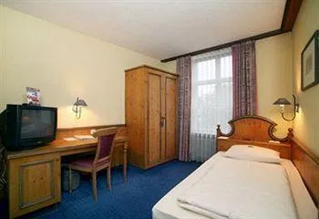 Golden Leaf Hotel Altmuenchen