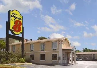 Super 8 Motel Austin Downtown