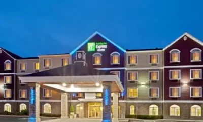 Holiday Inn Express Hotel & Suites Seaside - Convention Center