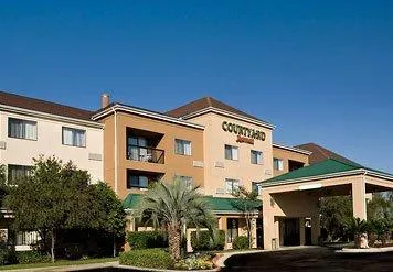 Courtyard by Marriott Beaumont