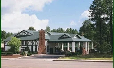 Woodland Inn and Suites