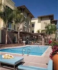 Ontario Grand Inn & Suites