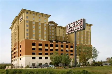 Drury Inn & Suites Near La Cantera Parkway