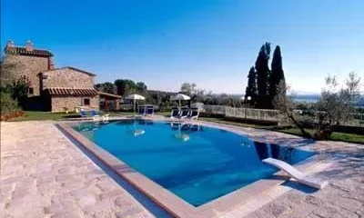 Villa Giulia Tuoro sul Trasimeno