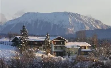 Hotel Sonnenbichl Bergen (Bavaria)