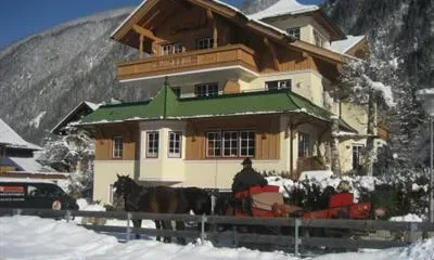 Garni Sonnenhof Apparthotel Mayrhofen