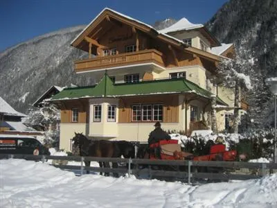 Garni Sonnenhof Apparthotel Mayrhofen