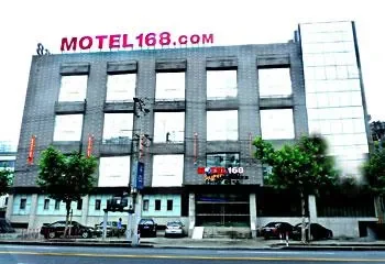 Motel 168 (Shanghai Xincun)